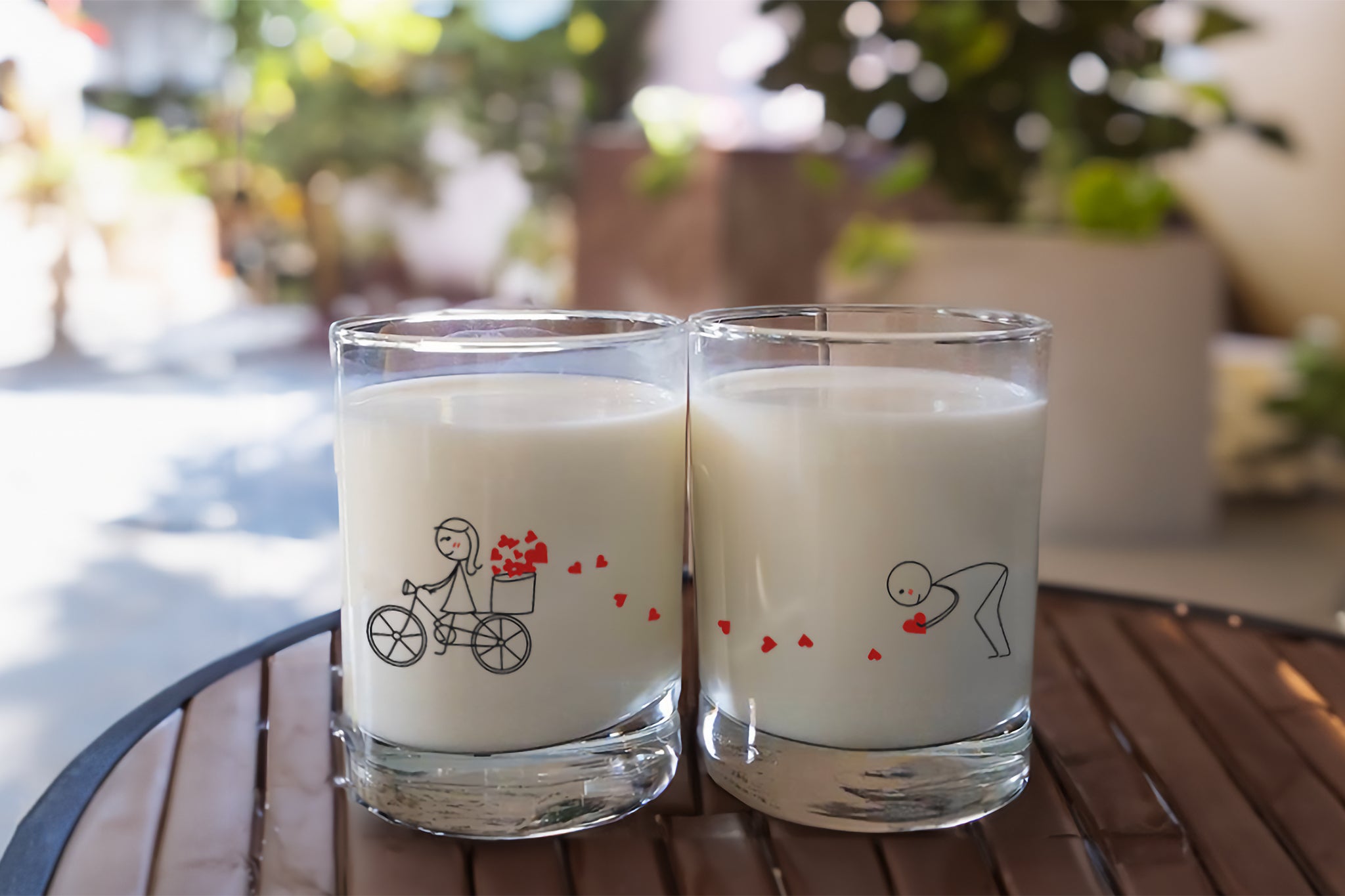 Explore BoldLoft Drinking Glasses for Couples: Playful Whiskey Glasses with Signature Stick Figure Designs