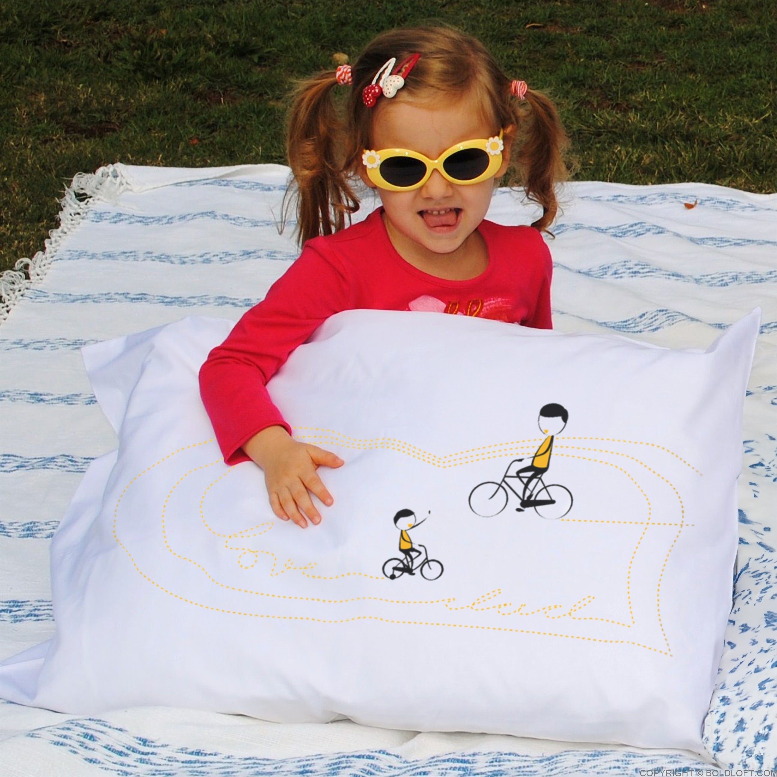 BoldLoft I Heart You Dad Pillow Cover for Dad and Father. Daddy Pillowcase for Him. Fathers Day Gift for Dad and Birthday Gift for Father.